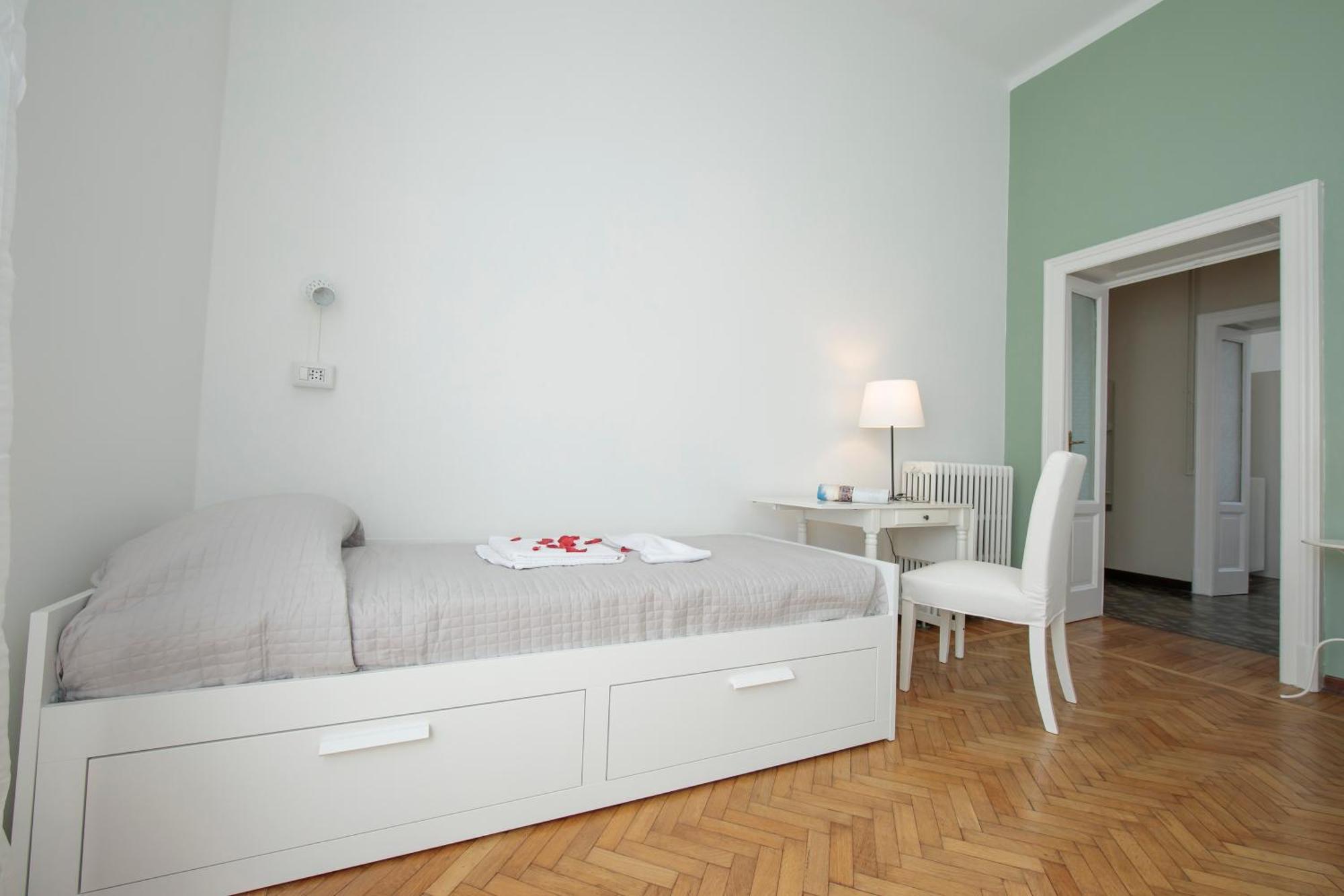 Residenza Oleandro Lake View Luino Center - Happy Rentals Exteriör bild