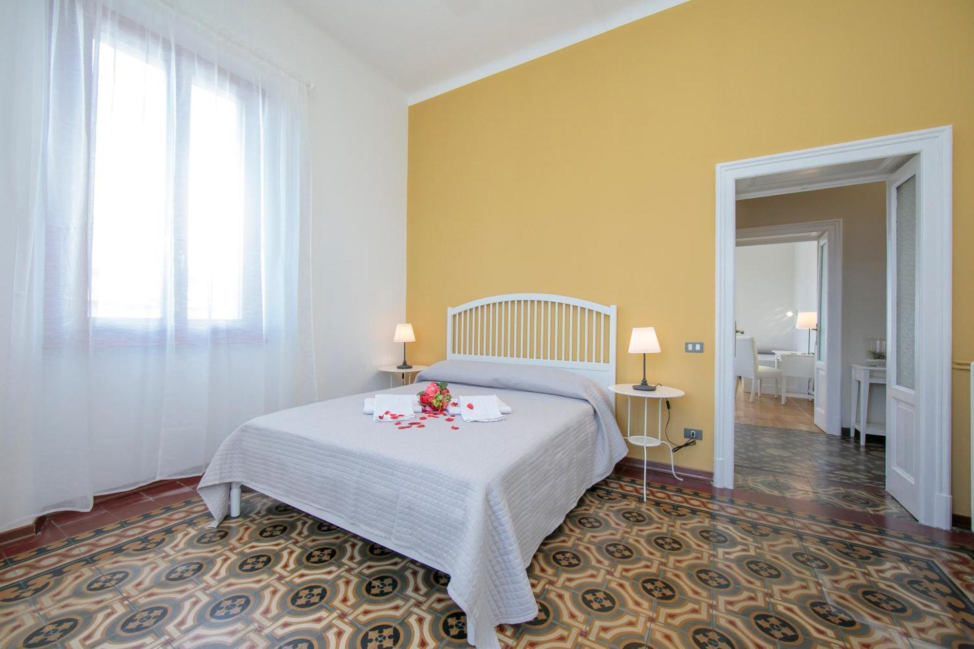 Residenza Oleandro Lake View Luino Center - Happy Rentals Exteriör bild