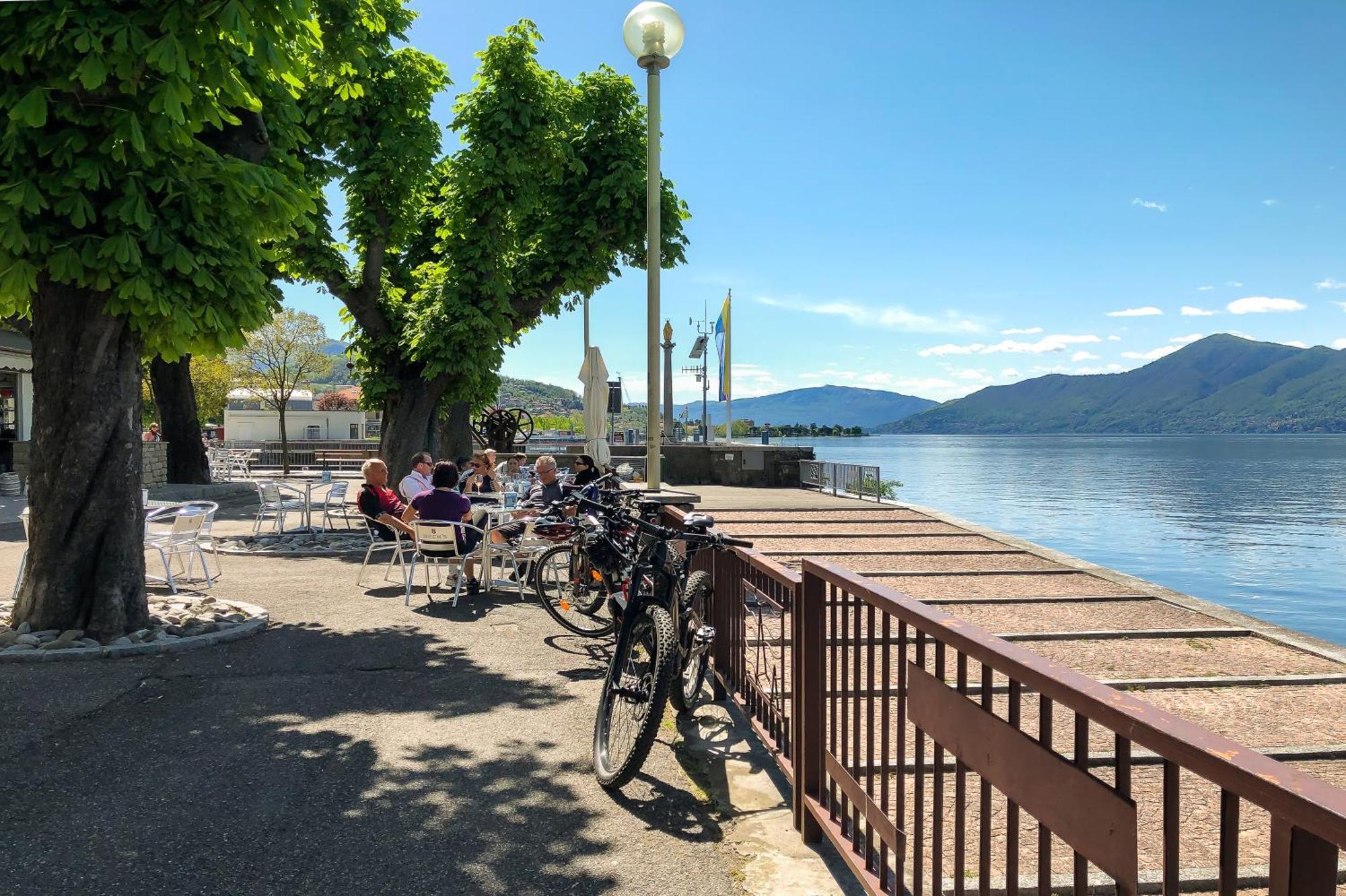 Residenza Oleandro Lake View Luino Center - Happy Rentals Exteriör bild
